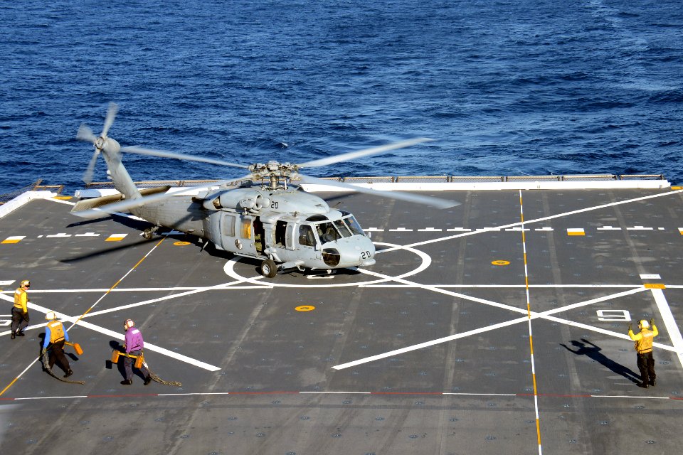 USS Green Bay flight operations 140730-N-BB534-236