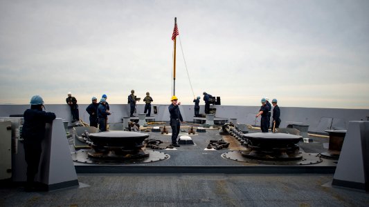 USS Green Bay operations 150128-N-EI510-053