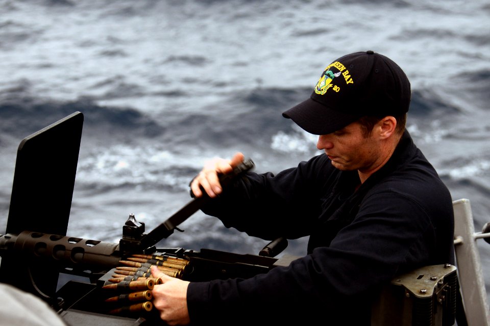 USS Green Bay operations 141202-N-BB534-006