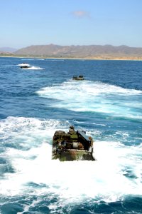 USS Green Bay amphibious operations 140903-N-BB534-238
