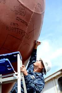USS Green Bay Hull Signing 140307-N-BB534-708