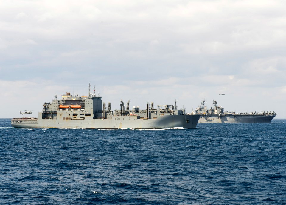 USS Green Bay operations 150311-N-KE519-068