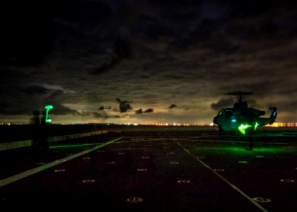 USS Green Bay operations 150313-N-KE519-009