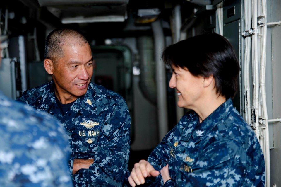 USS Green Bay operations 160211-N-JH293-110