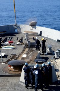USS Green Bay prepares for INSURV 141028-N-BB534-099