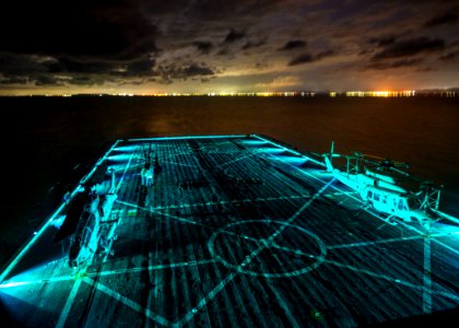 USS Green Bay operations 150313-N-KE519-011