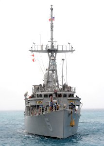 USS Guardian arrives at White Beach Naval Facility (8368102858)