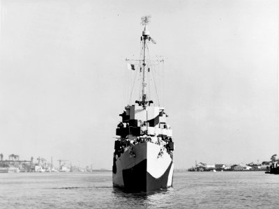 USS Griswold (DE-7) off the Mare Island Naval Shipyard on 23 May 1944 (NH 83880)