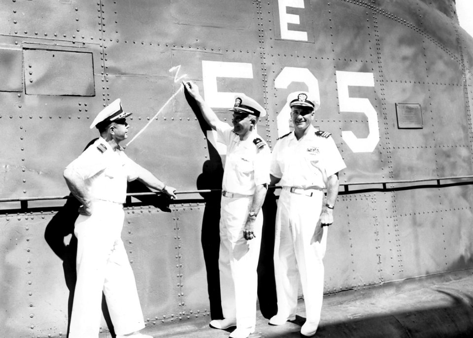 USS Grenadier (SS 525)
