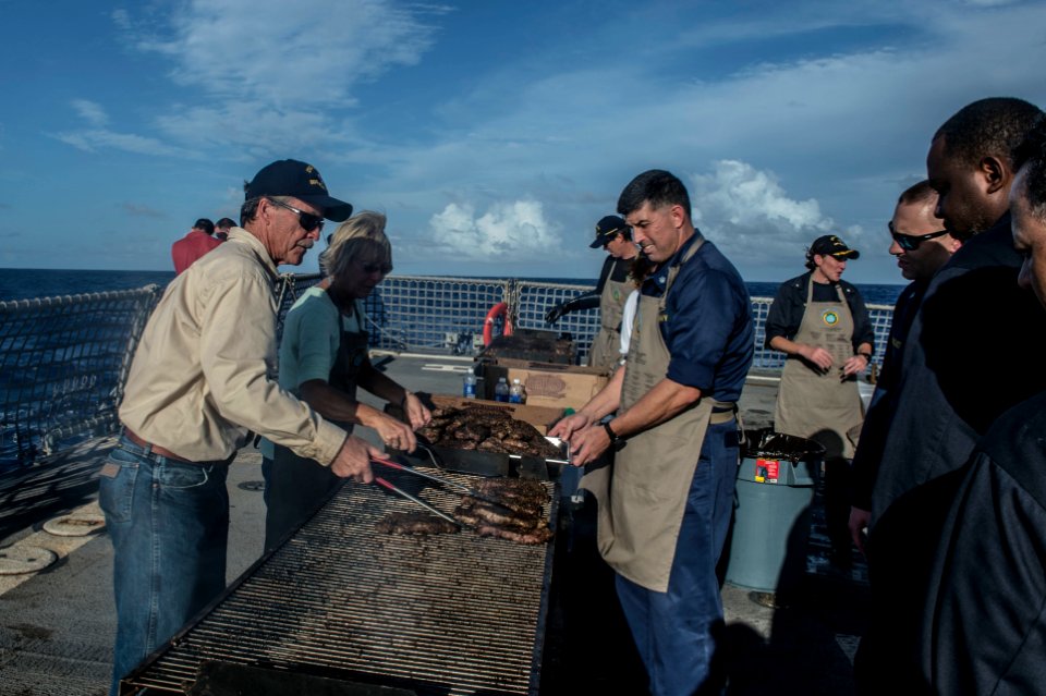 USS Halsey steel beach barbecue 141106-N-IC565-098