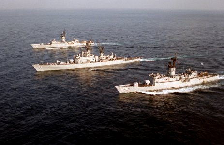 USS Halsey (CG-23) underway with USS Stein (FF-1065) and USS Barbey (FF-1088) in 1987
