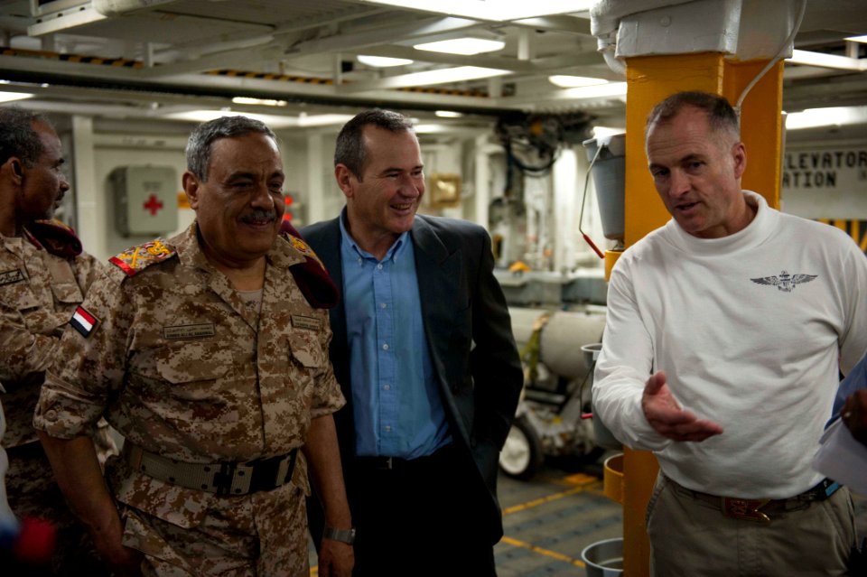 USS HARRY S. TRUMAN (CVN 75) 130822-N-DV340-105 (9620116109)
