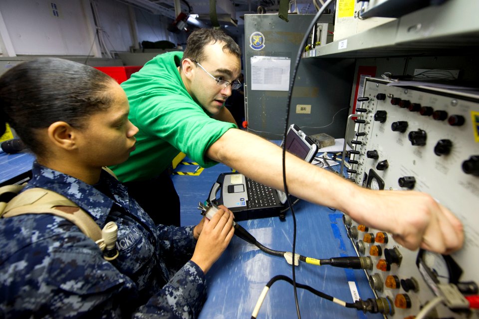 USS HARRY S. TRUMAN (CVN 75) 130917-N-ZG705-204 (9813843655)