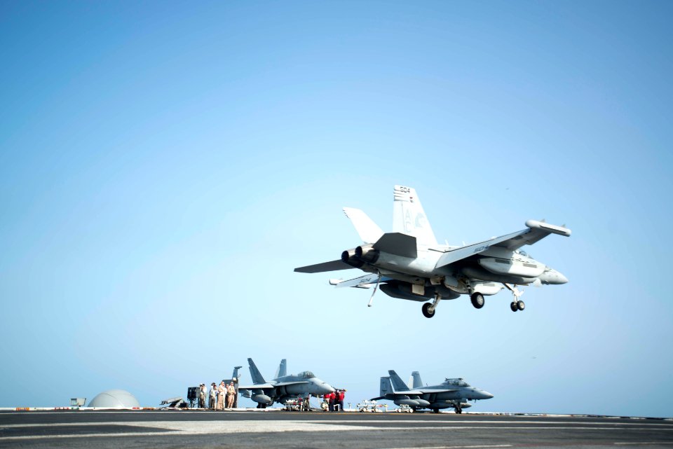 USS HARRY S. TRUMAN (CVN 75) 130830-N-GR168-038 (9641065467)