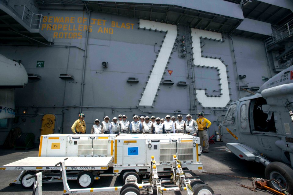 USS HARRY S. TRUMAN (CVN 75) 130822-N-GR168-076 (9623349506)