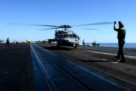 USS HARRY S. TRUMAN (CVN 69) 131111-N-MV682-072 (10814427963)
