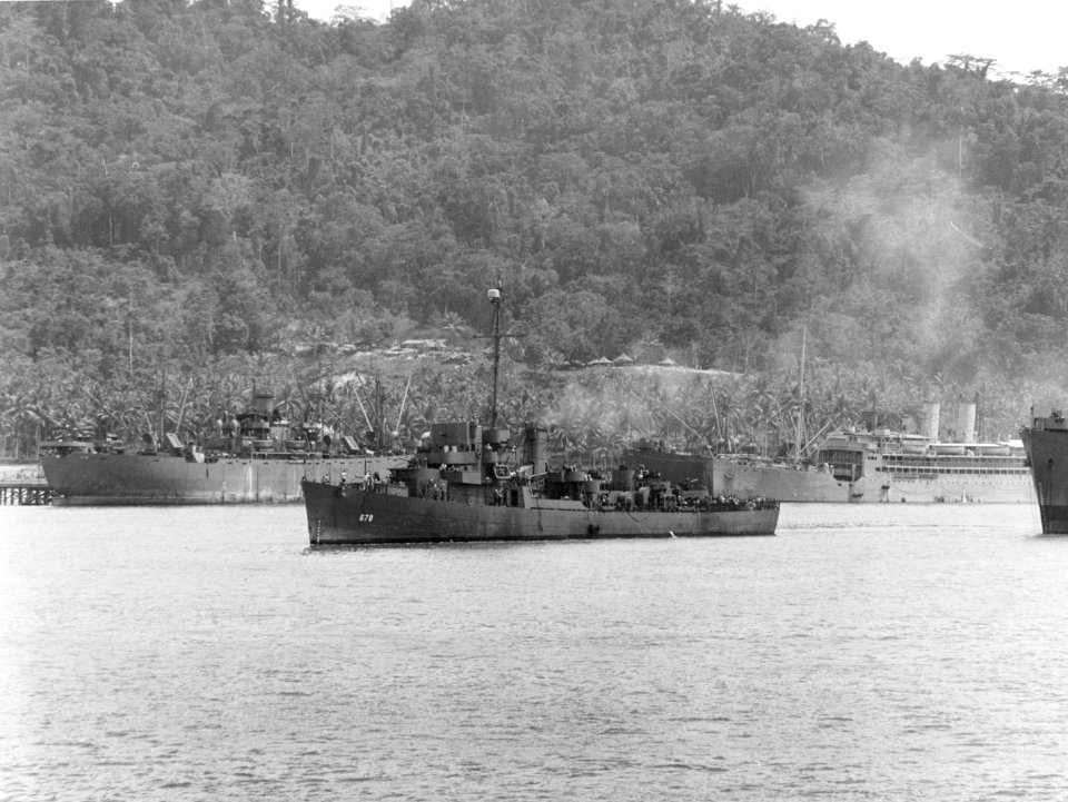 USS Harmon (DE-678) at Langemak Bay, New Guinea, 31 March 1944 (80-G-230056)