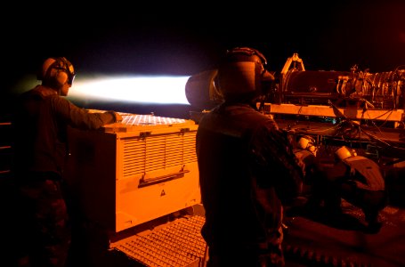 USS HARRY S. TRUMAN (CVN 75) 130926-N-GH675-129 (9964209095)