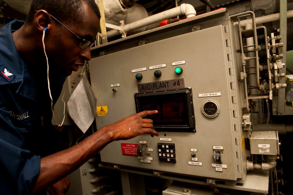 USS Harry S. Truman (CVN 75) 130823-N-BQ286-008 (9581741650)