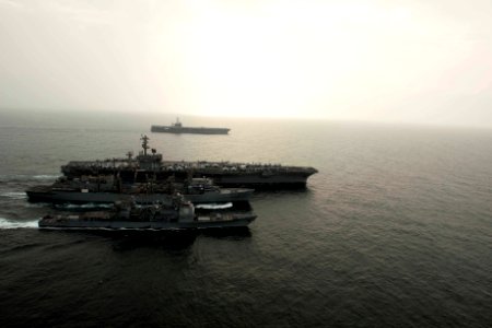 USS HARRY S. TRUMAN (CVN 75) 130826-N-MV682-376 (9799996973)