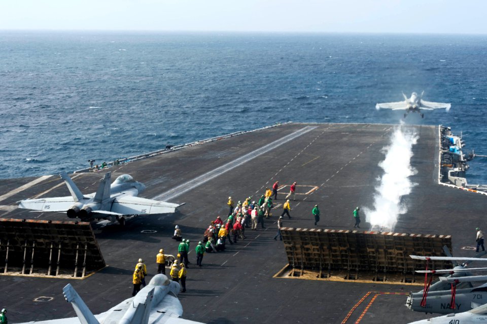 USS HARRY S. TRUMAN (CVN 75) 130827-N-CE241-143 (9617830187)