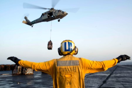 USS HARRY S. TRUMAN (CVN 75) 131002-N-GR168-007 (10067703325)