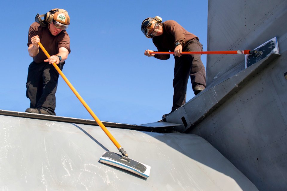 USS HARRY S. TRUMAN (CVN 75) 131013-N-ZG705-273 (10263083486)