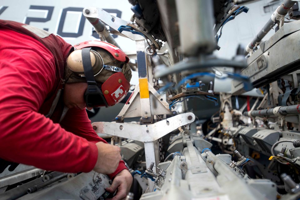 USS HARRY S. TRUMAN (CVN 75) 131014-N-GR168-005 (10286171855)