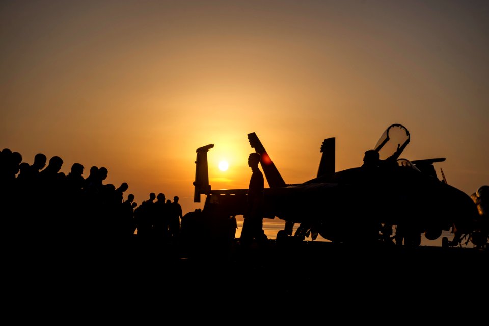 USS HARRY S. TRUMAN (CVN 75) 131014-N-ZG705-321 (10306125396)