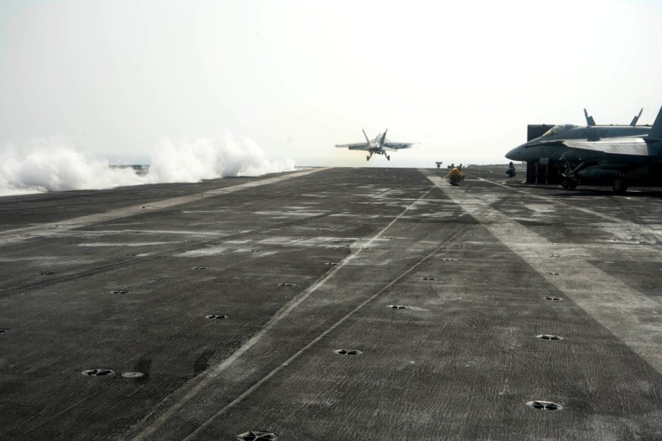 USS Harry S. Truman (CVN 75) 131012-N-RY581-216 (10242690826)