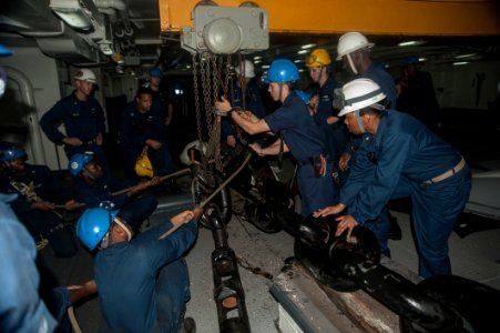 USS HARRY S. TRUMAN (CVN 75) 131103-N-RY581-141 (10685615665)