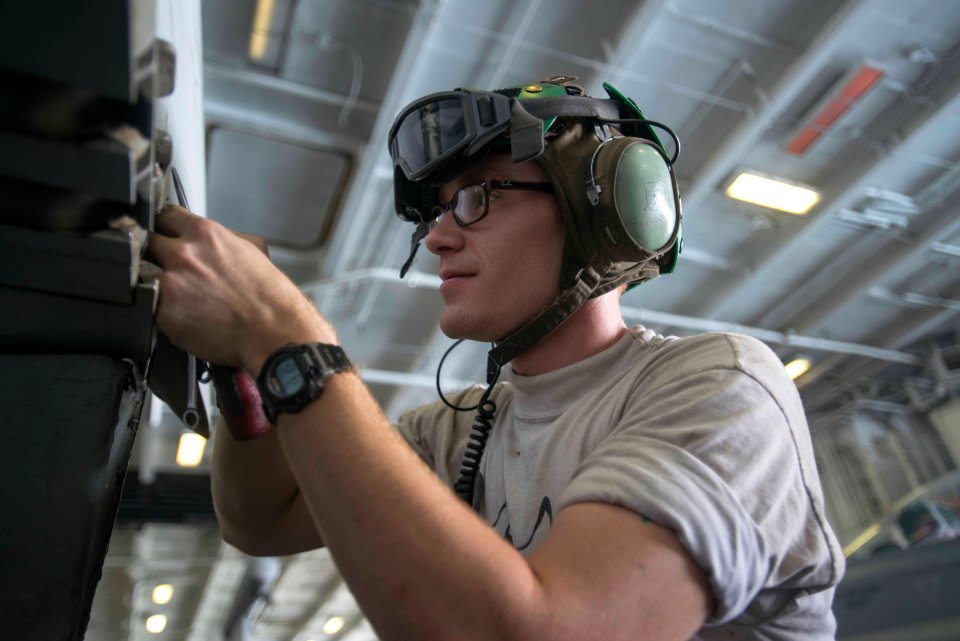 USS HARRY S. TRUMAN (CVN 75) 131105-N-GR168-016 (10720139995)