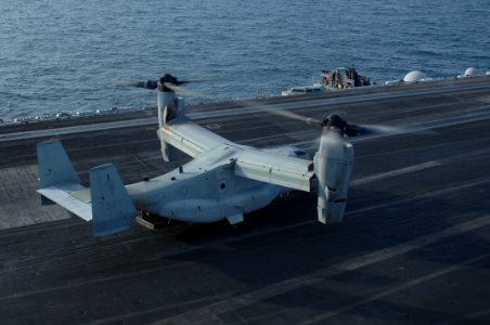 USS HARRY S. TRUMAN (CVN 75) 131123-N-ZN848-067 (11023428456)