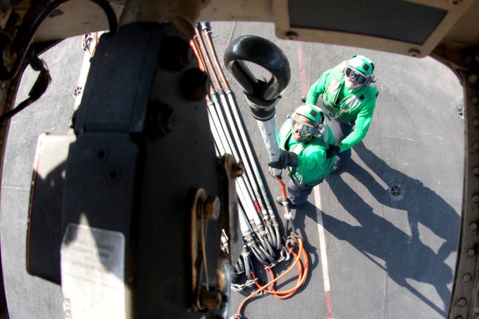 USS HARRY S. TRUMAN (CVN 75) 131023-N-MV682-644 (10452821545)