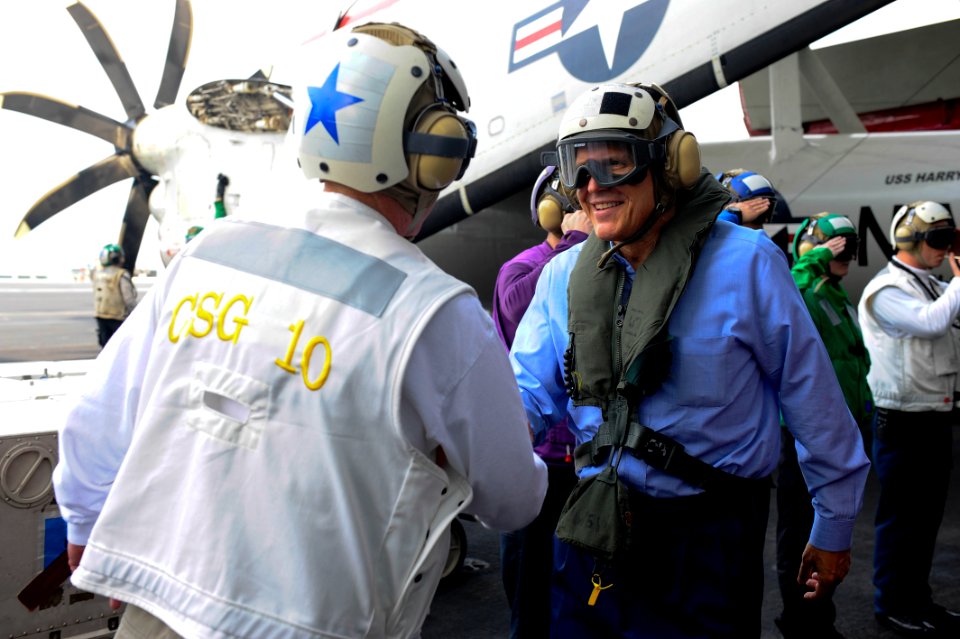 USS HARRY S. TRUMAN (CVN 75) 131114-N-ZG705-046 (11185947334)