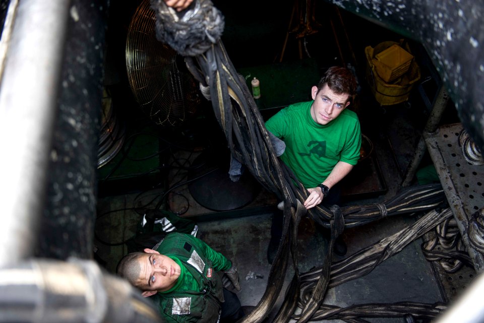 USS HARRY S. TRUMAN (CVN 75) 131115-N-CC806-047 (10882898633)