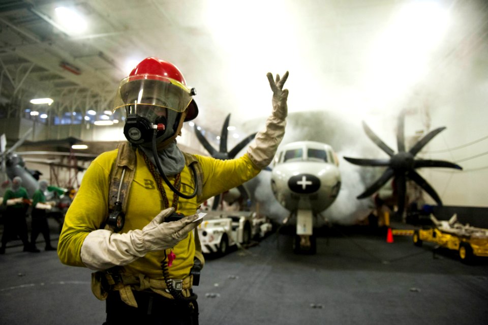 USS HARRY S. TRUMAN (CVN 75) 131115-N-ZG705-033 (10882579015)
