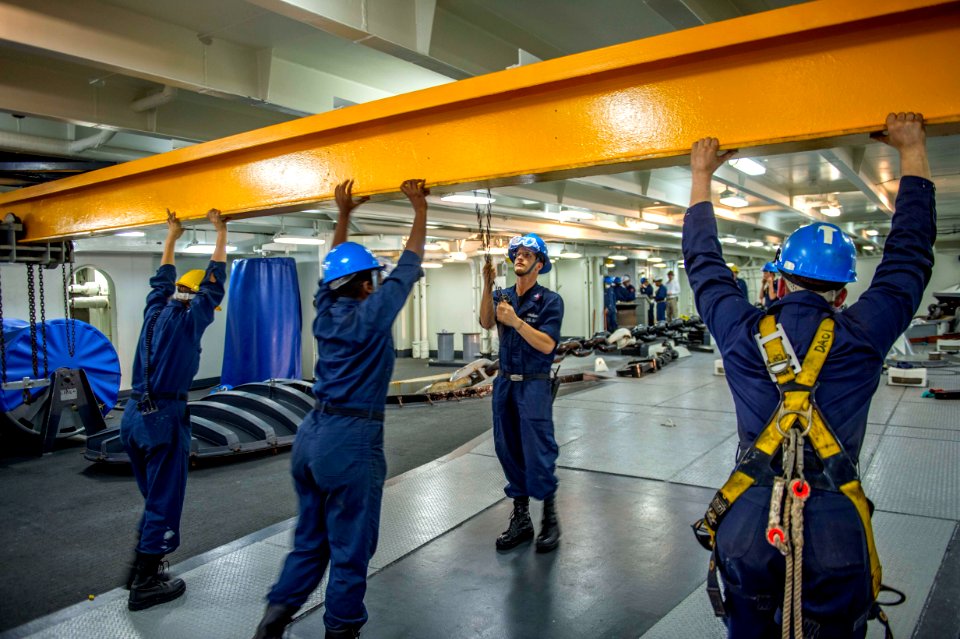 USS HARRY S. TRUMAN (CVN 75) 131103-N-CE241-177 (10665466676)