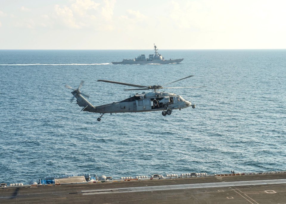 USS HARRY S. TRUMAN (CVN 75) 131125-N-CE241-053 (11061842605)