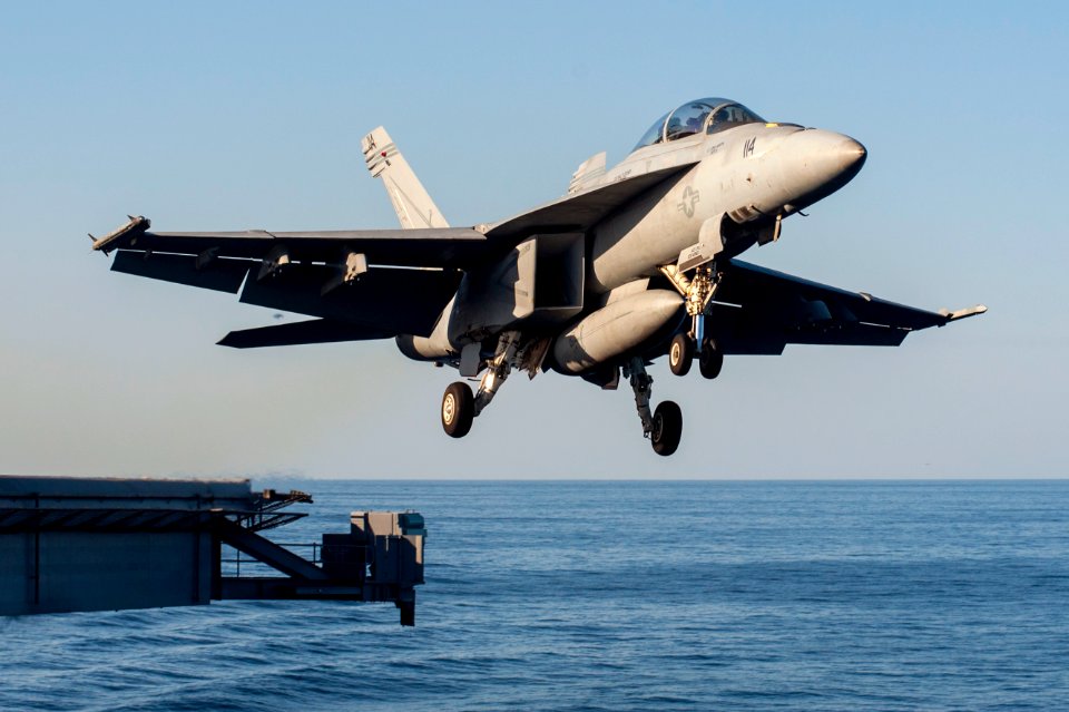 USS HARRY S. TRUMAN (CVN 75) 131203-N-ZG705-174 (11202293286)