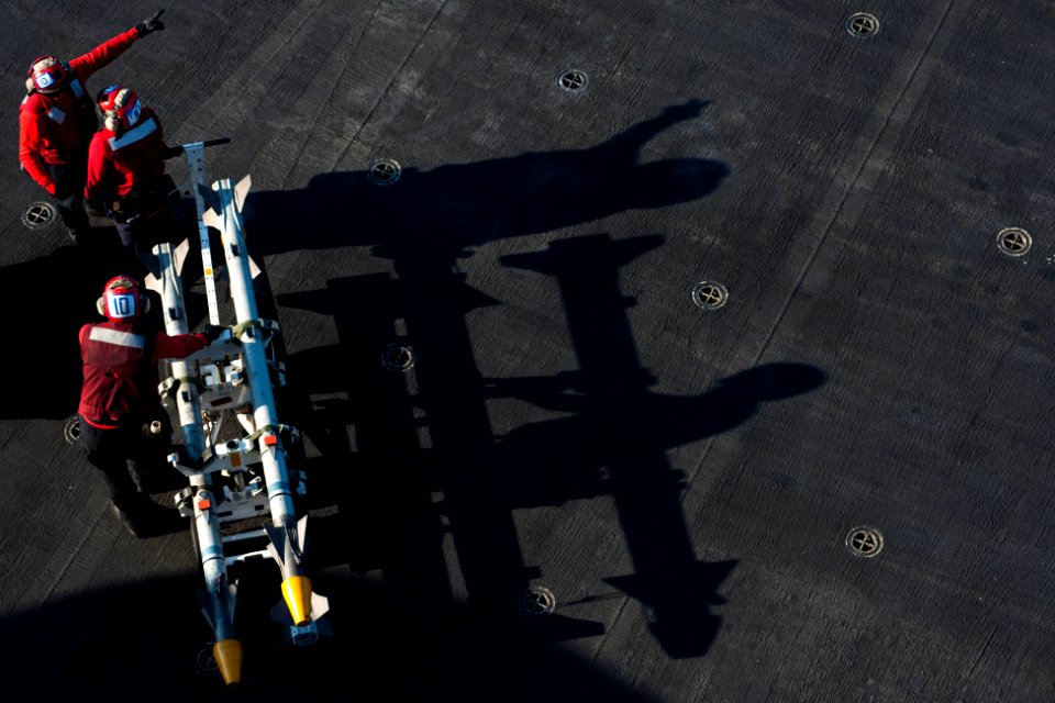 USS HARRY S. TRUMAN (CVN 75) 131125-N-ZG705-149 (11061956814)