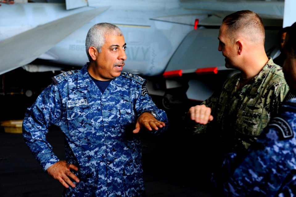 USS HARRY S. TRUMAN (CVN 75) 131120-N-ZG705-067 (11494251254)
