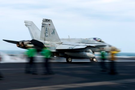 USS HARRY S. TRUMAN (CVN 75) 131114-N-ZG705-072