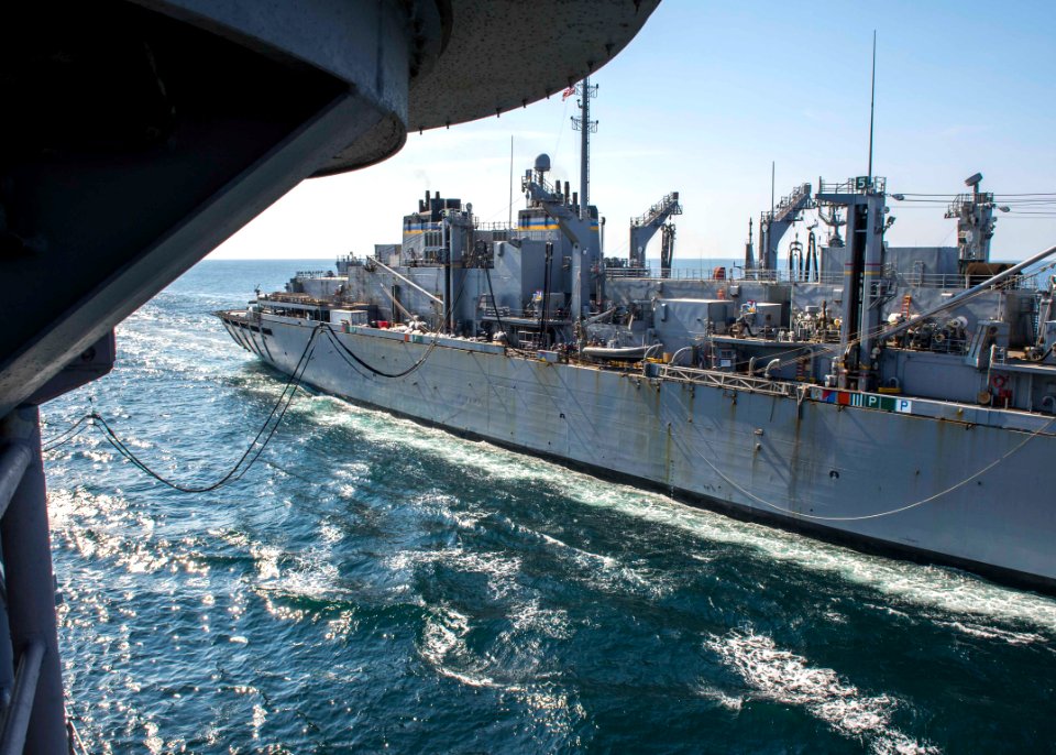 USS HARRY S. TRUMAN (CVN 75) 131124-N-LN619-126 (11061897046)