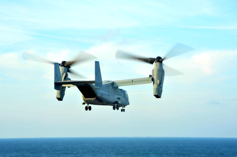 USS HARRY S. TRUMAN (CVN 75) 131123-N-LH273-227 (11023363655)