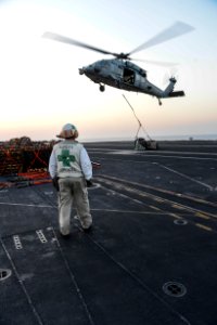 USS HARRY S. TRUMAN (CVN 75) 131113-N-CE241-056 (10850057813)
