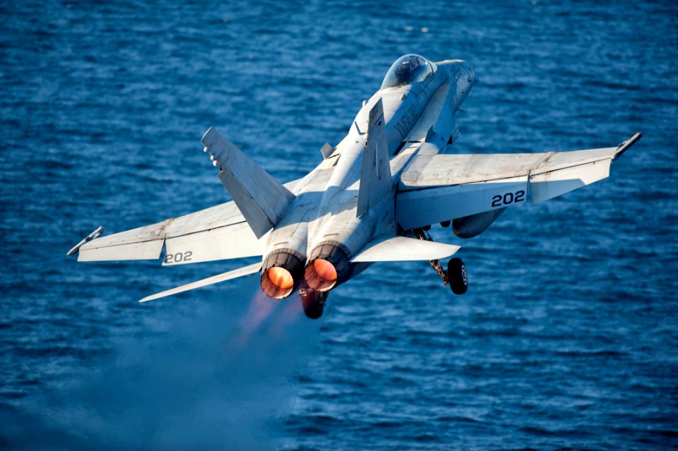 USS HARRY S. TRUMAN (CVN 75) 131125-N-ZG705-251 (11061836115)