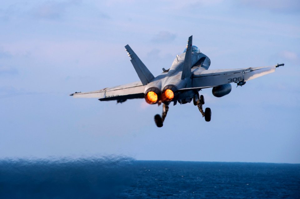 USS HARRY S. TRUMAN (CVN 75) 131123-N-ZG705-051 (11023439926)