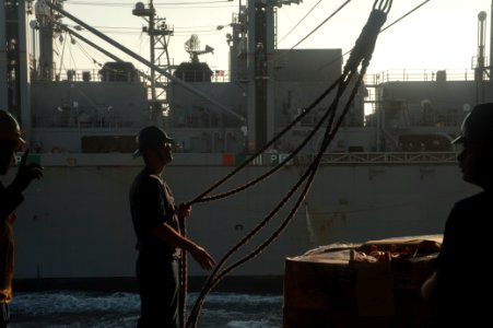 USS HARRY S. TRUMAN (CVN 75) 131211-N-RY581-069 (11334384443)