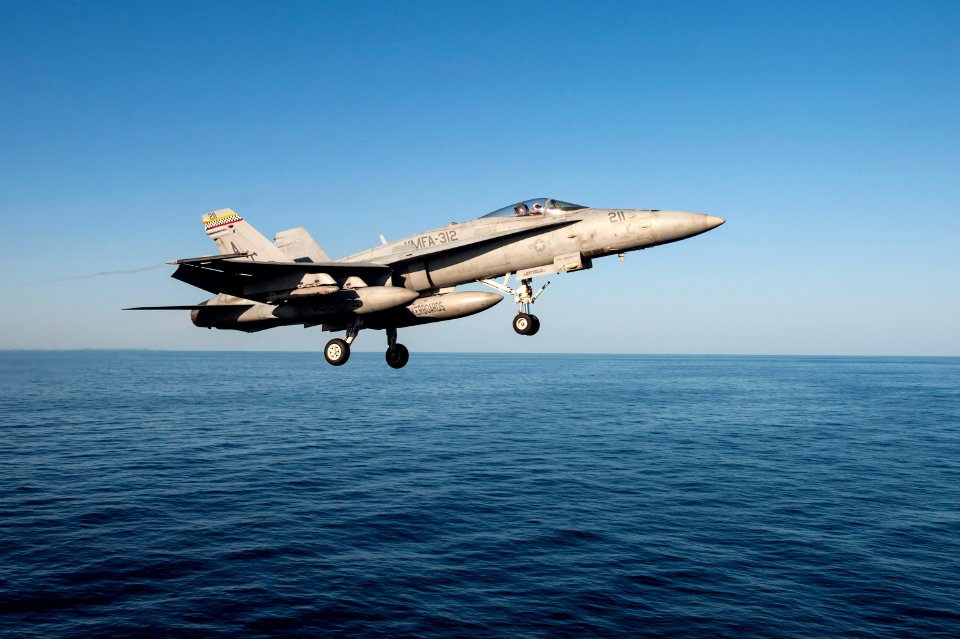 USS HARRY S. TRUMAN (CVN 75) 131203-N-ZG705-158 (11202294416)